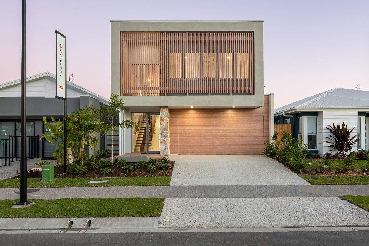 vertical slats 50 by 50 Box